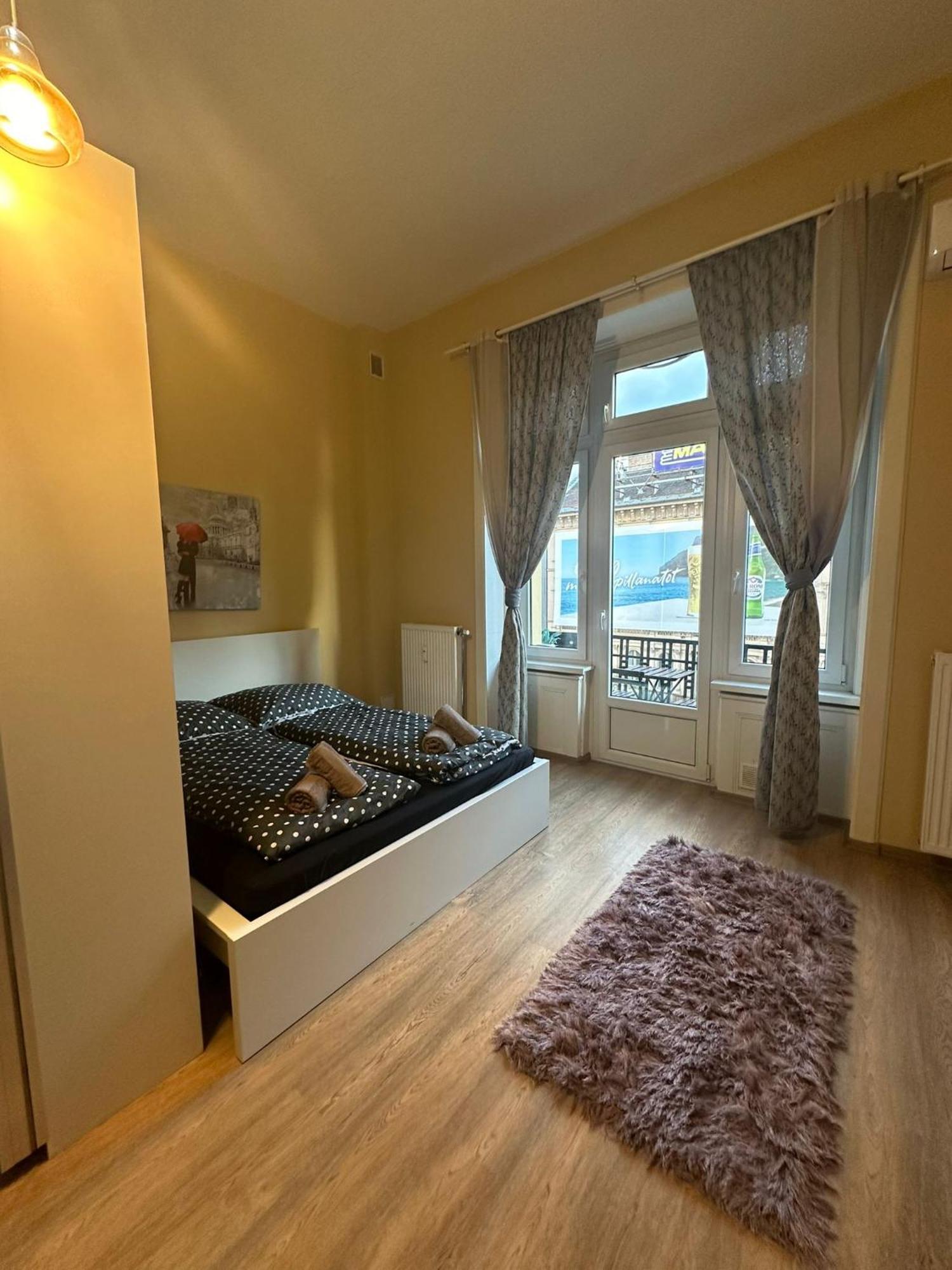 Be Best Apartment Budapest Esterno foto